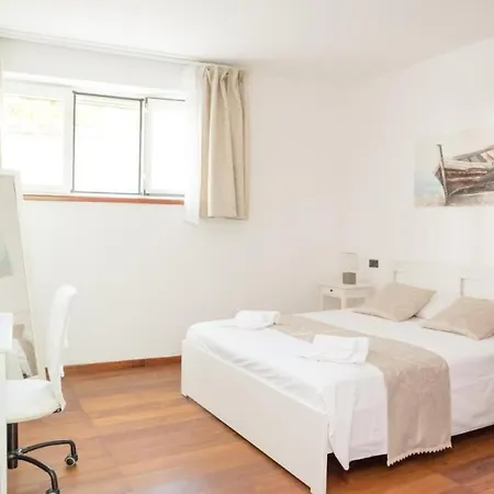 Acquamarina 3 Bedrooms Apartment Sorrent